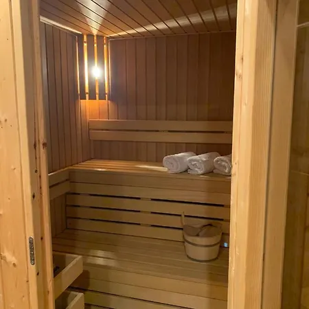 Lilly Chalet- With Private Sauna, Close To Lifts