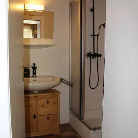 Lilly Chalet- With Private Sauna, Close To Lifts شقة *