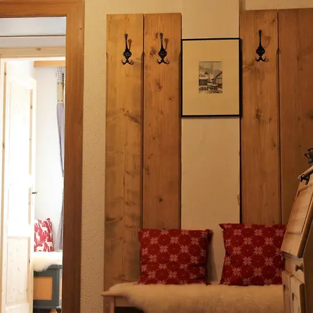 Lilly Chalet- With Private Sauna, Close To Lifts