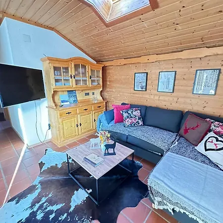 شقة Lilly Chalet- With Private Sauna, Close To Lifts
