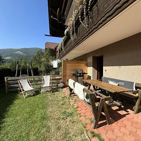 Lilly Chalet- With Private Sauna, Close To Lifts شقة