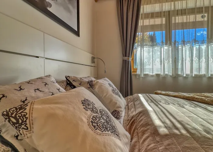 Lilly Chalet- With Private Sauna, Close To Lifts * Bad Kleinkirchheim